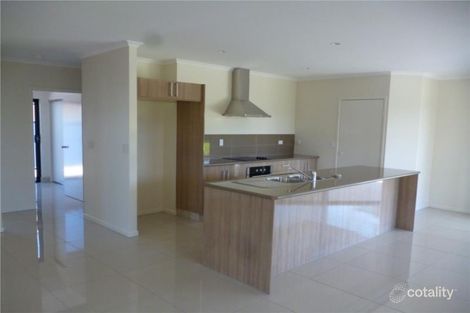 Property photo of 19 Eagle Terrace Rocky Point QLD 4874