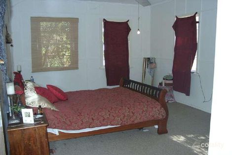 Property photo of 61 Kaye Street Bardon QLD 4065