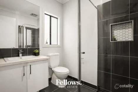 Property photo of 3 Cilroy Crescent Cranbourne South VIC 3977