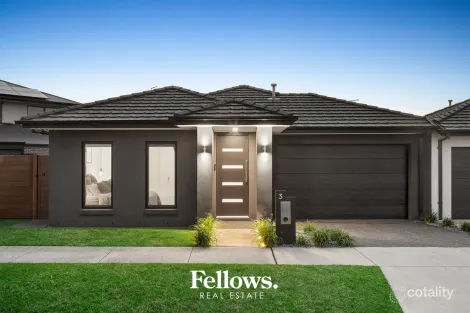 Property photo of 3 Cilroy Crescent Cranbourne South VIC 3977