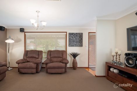 Property photo of 8 Yungana Place Glenfield Park NSW 2650