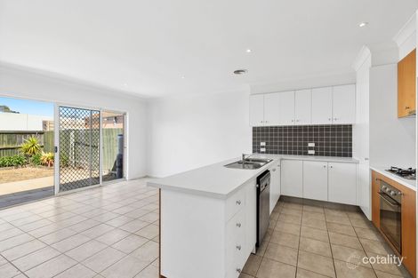 Property photo of 25 Wentworth Drive Taylors Lakes VIC 3038