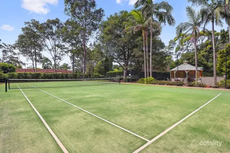 Property photo of 24 Hillcrest Drive St Ives NSW 2075