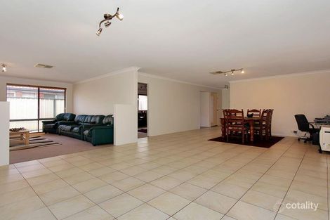 Property photo of 21 Domain Circle Success WA 6164