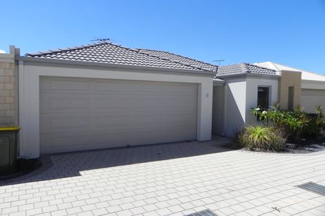 15 Peppermint Gdns, Aubin Grove, WA 6164