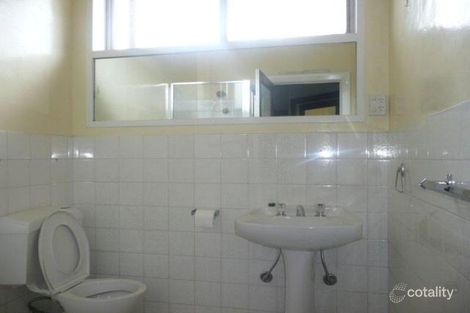 Property photo of 2/33A Acheron Avenue Camberwell VIC 3124