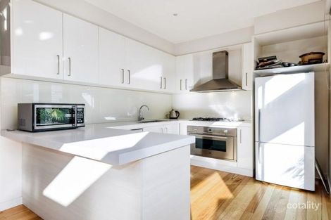 Property photo of 2/9 Basil Street Newport VIC 3015