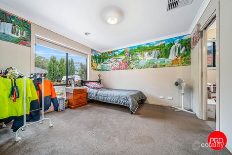 Property photo of 8 Roper Terrace Epsom VIC 3551