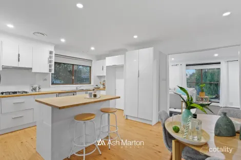 Property photo of 10 Drysdale Avenue Frankston VIC 3199
