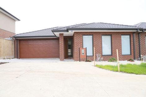 6 Hidden Cl, Mickleham, VIC 3064