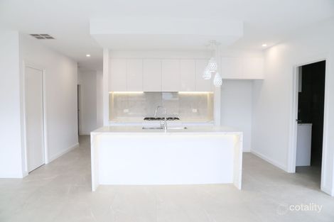 Property photo of 6 Hidden Close Mickleham VIC 3064