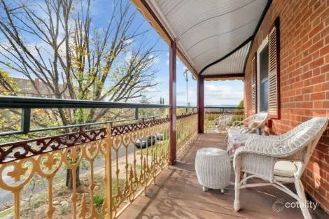 Property photo of 172 George Street Bathurst NSW 2795