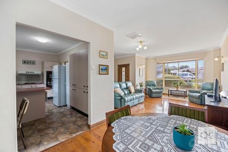 15 Hmas Australia Rd, Henley Beach South, SA 5022