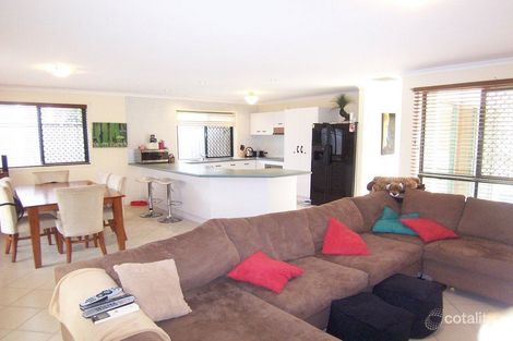 Property photo of 1 Illawarra Close Forest Lake QLD 4078
