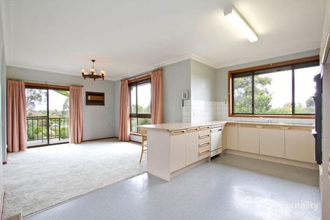 Property photo of 64 Willow Road Frankston VIC 3199