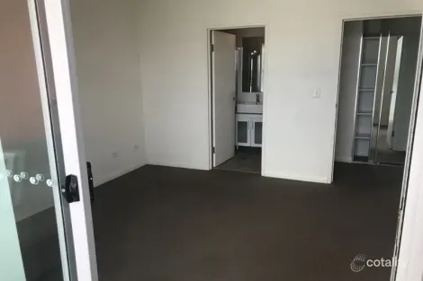 Property photo of 306/26-32 Marsh Street Wolli Creek NSW 2205