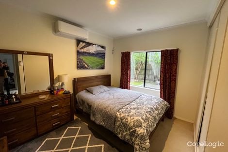 Property photo of 17 Haydn Place Narre Warren South VIC 3805