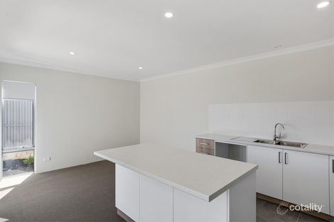 Property photo of 36 Emily Loop Madeley WA 6065