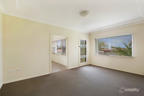 295 West St, Harristown, QLD 4350