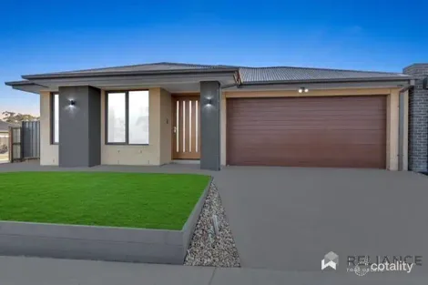 39 Touriga Cct, Sunbury, VIC 3429