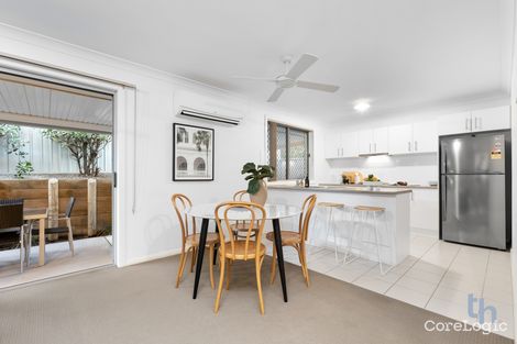 Property photo of 2/8 Merrivale Road Mount Hutton NSW 2290