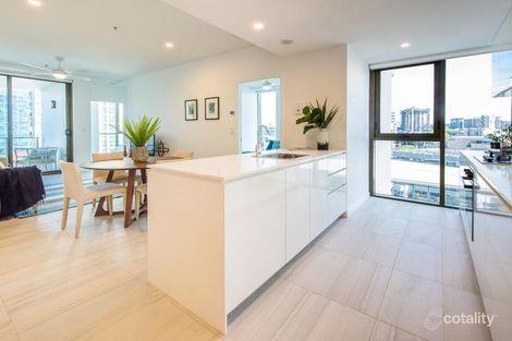 Property photo of 504/10 Stratton Street Newstead QLD 4006