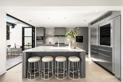 Property photo of 349 Edinburgh Road Castlecrag NSW 2068