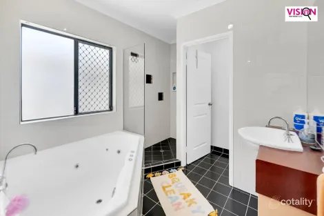 Property photo of 63 Victor Avenue Glenella QLD 4740