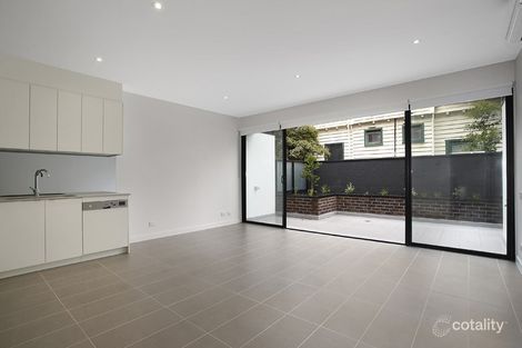 Property photo of 2/690 Whitehorse Road Mont Albert VIC 3127