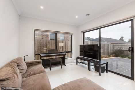 Property photo of 91 Sunnybank Drive Point Cook VIC 3030