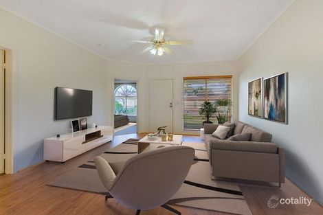 Property photo of 18 Alana Walk Woodcroft SA 5162