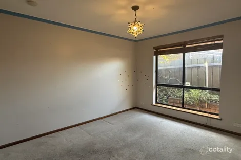 Property photo of 11 Potter Drive Woodcroft SA 5162