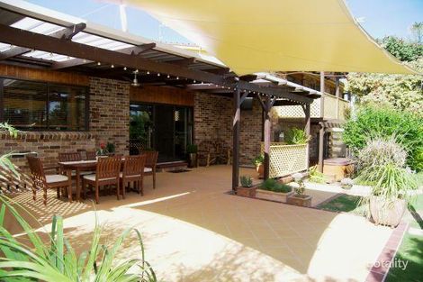 Property photo of 3 Noonga Crescent Hillvue NSW 2340