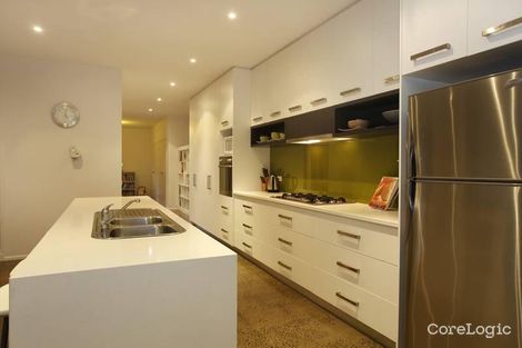 Property photo of 6 Lowanna Street Berwick VIC 3806