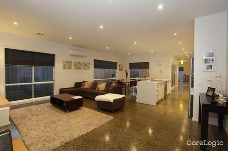 Property photo of 6 Lowanna Street Berwick VIC 3806