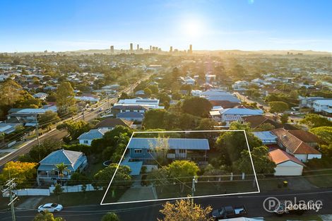 Property photo of 111 Stanton Street Cannon Hill QLD 4170
