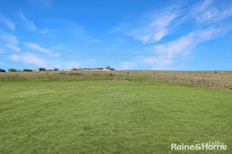 23 Campbell Cl, Llanarth, NSW 2795