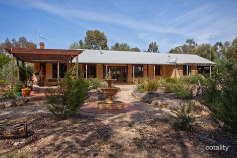 515 Mannes Lane, Axe Creek, VIC 3551