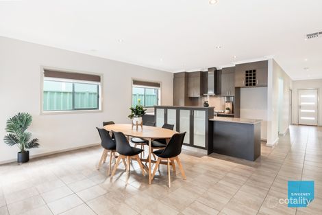 Property photo of 13 Liriope Green Caroline Springs VIC 3023