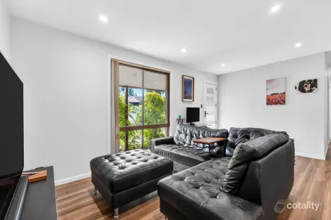 Property photo of 35 Snailham Crescent South Windsor NSW 2756