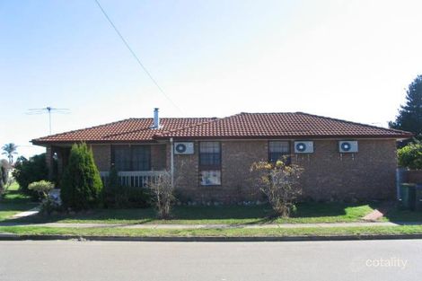 2 Raphael St, Greenfield Park, NSW 2176