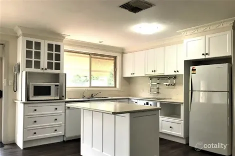 Property photo of 44 Eucalypt Avenue Oxley Vale NSW 2340
