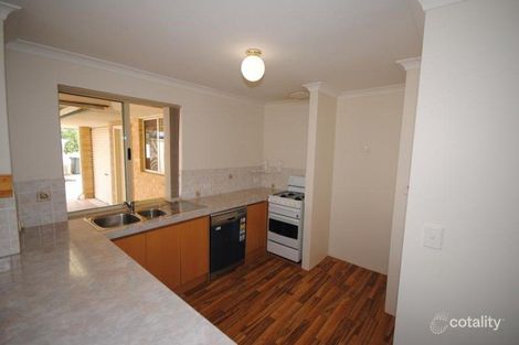 Property photo of 2 Bancroft Close Greenfields WA 6210