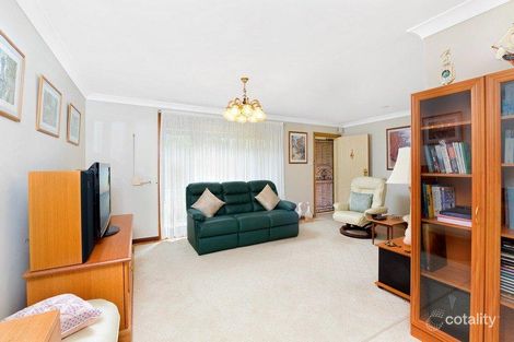 Property photo of 51 Dalgety Crescent Green Point NSW 2251