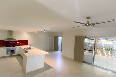Property photo of 3/64 Broad Street Labrador QLD 4215