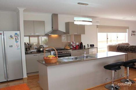 Property photo of 10 Sweet Avenue Maddingley VIC 3340