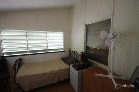 Property photo of 63 Racecourse Road Richmond Hill QLD 4820