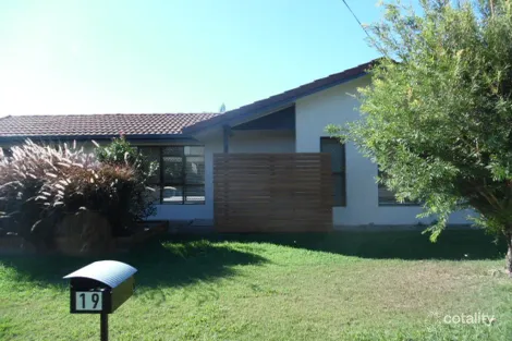 19 EURONG AVE, PIALBA, QLD 4655