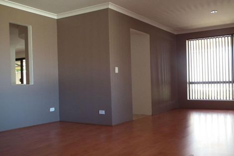 Property photo of 24 Ranthus Avenue Bennett Springs WA 6063