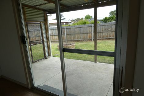 Property photo of 2 James Court Bairnsdale VIC 3875